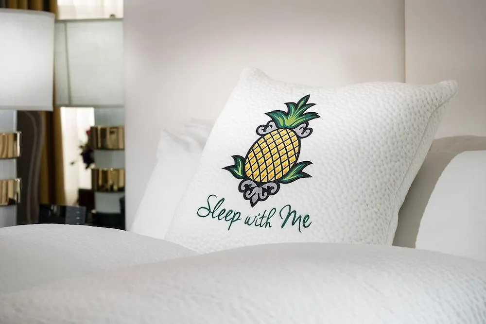 Hotel Staypineapple, Watertown Hotel, University District Seattle