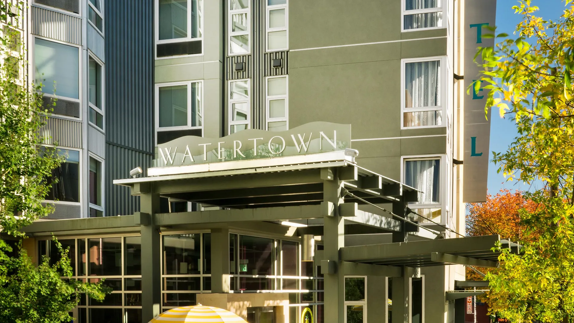 *** Hotel Staypineapple, Watertown Hotel, University District Seattle United States