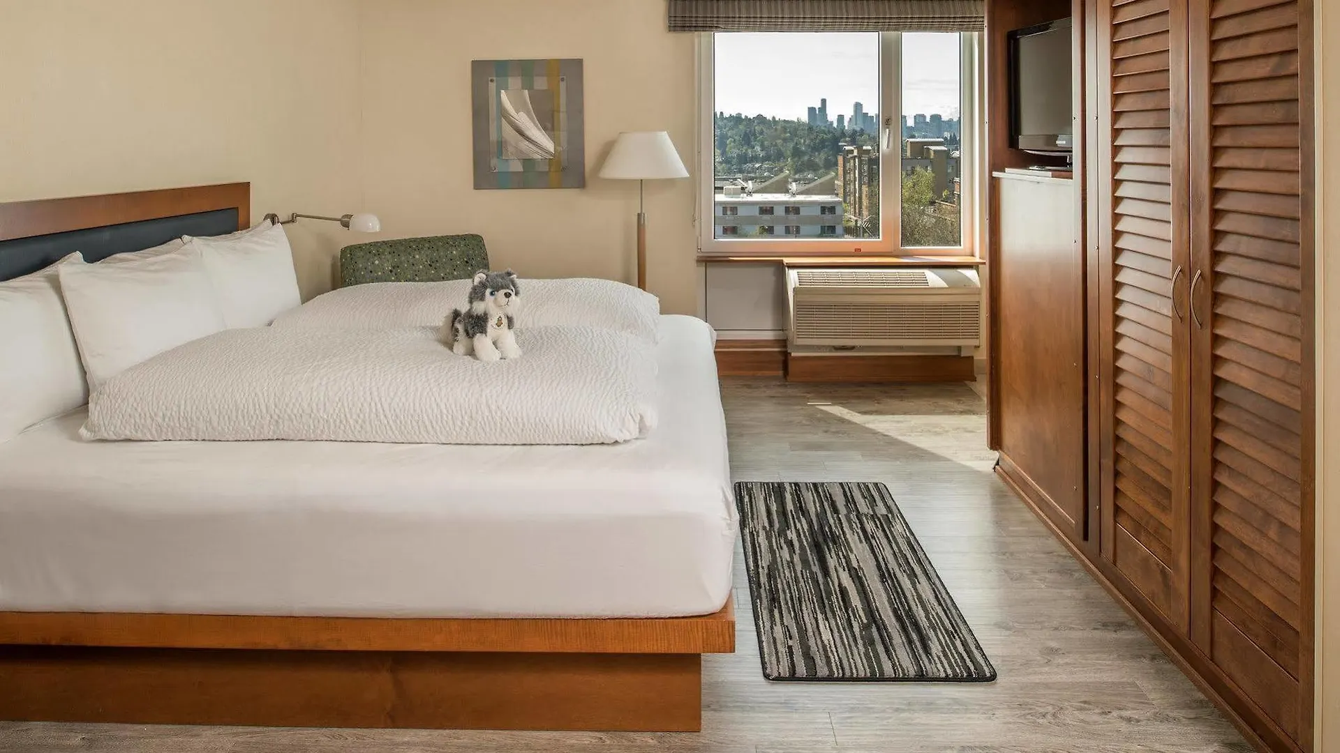 Staypineapple, Watertown Hotel, University District Seattle Hotel