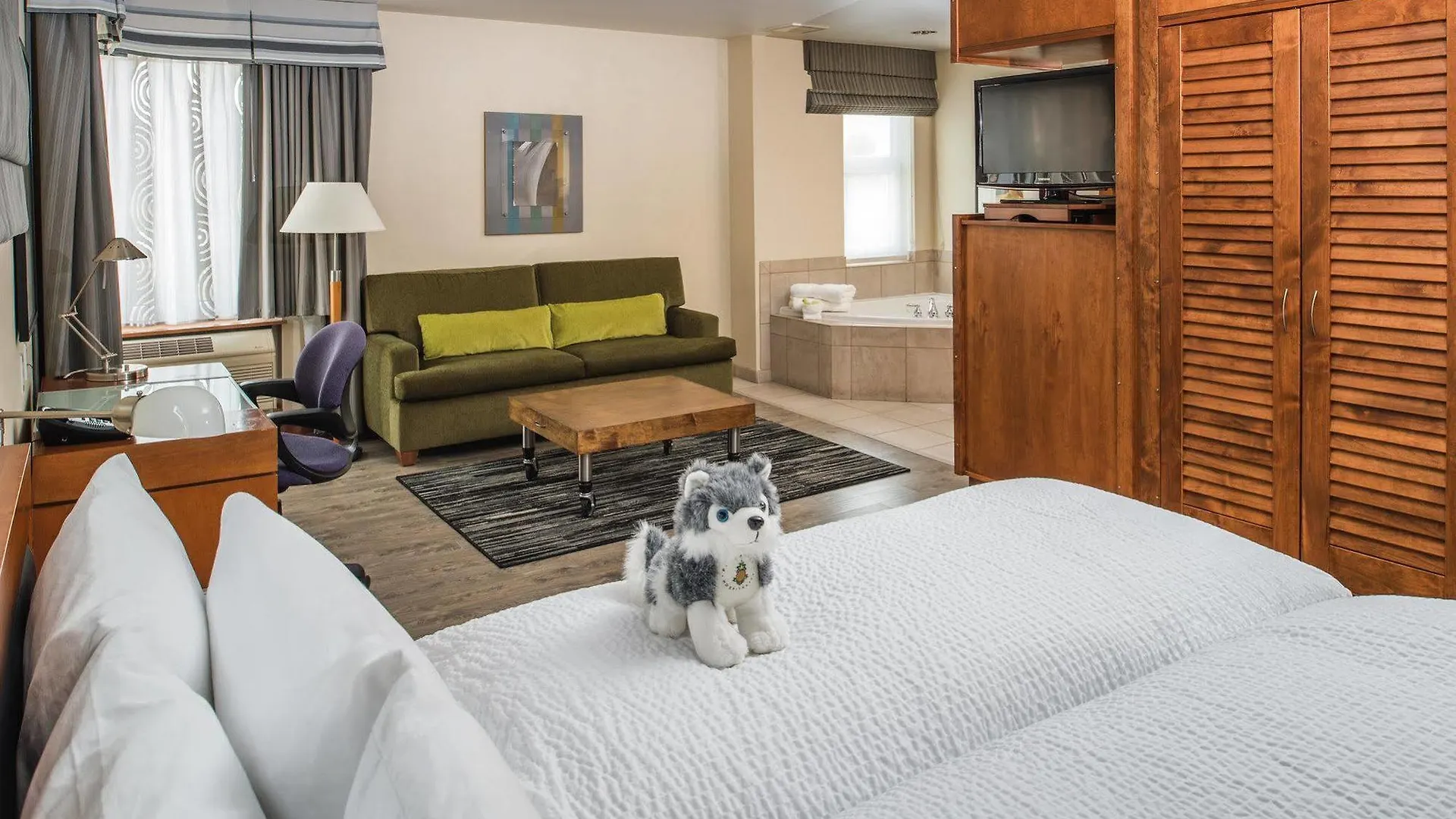Staypineapple, Watertown Hotel, University District Seattle Hotel