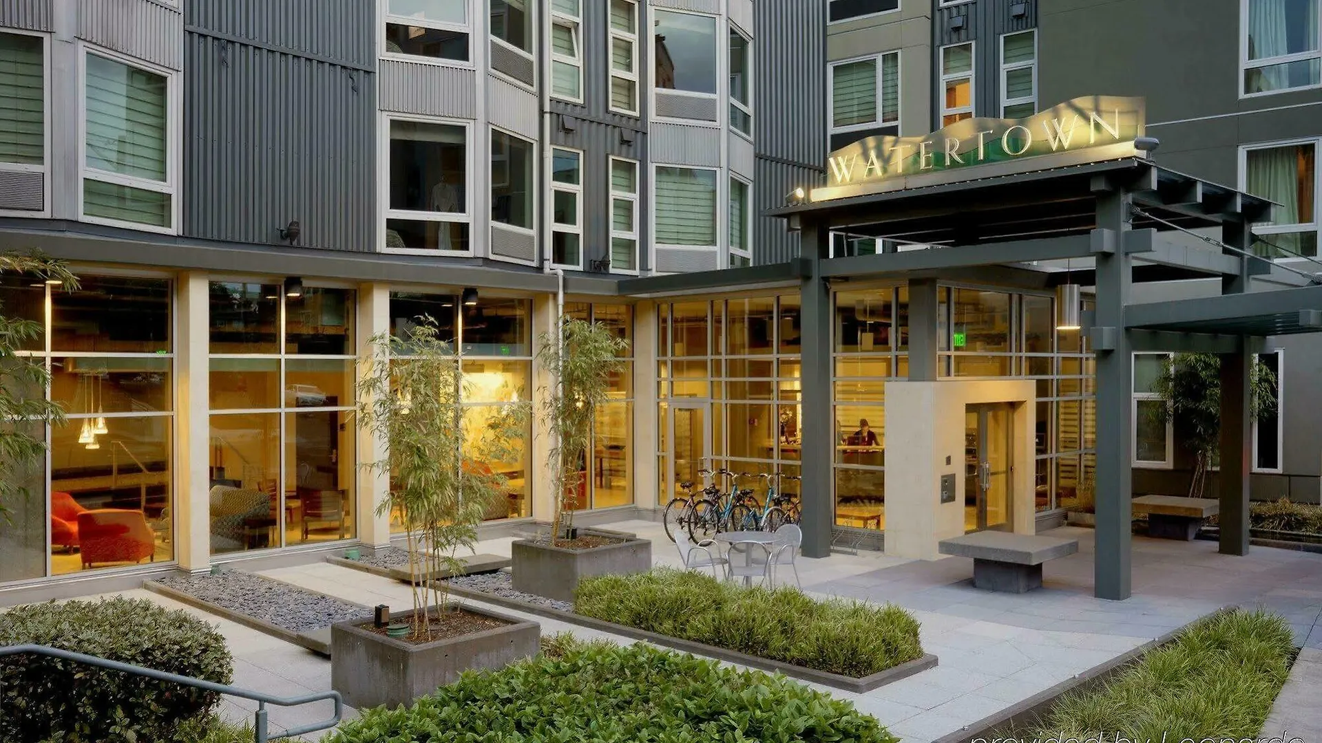 Staypineapple, Watertown Hotel, University District Seattle
